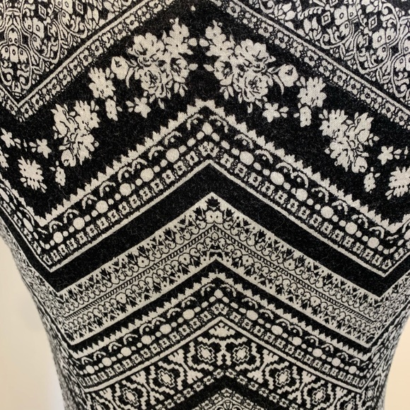 Women’s midi dress - Picture 3 of 4